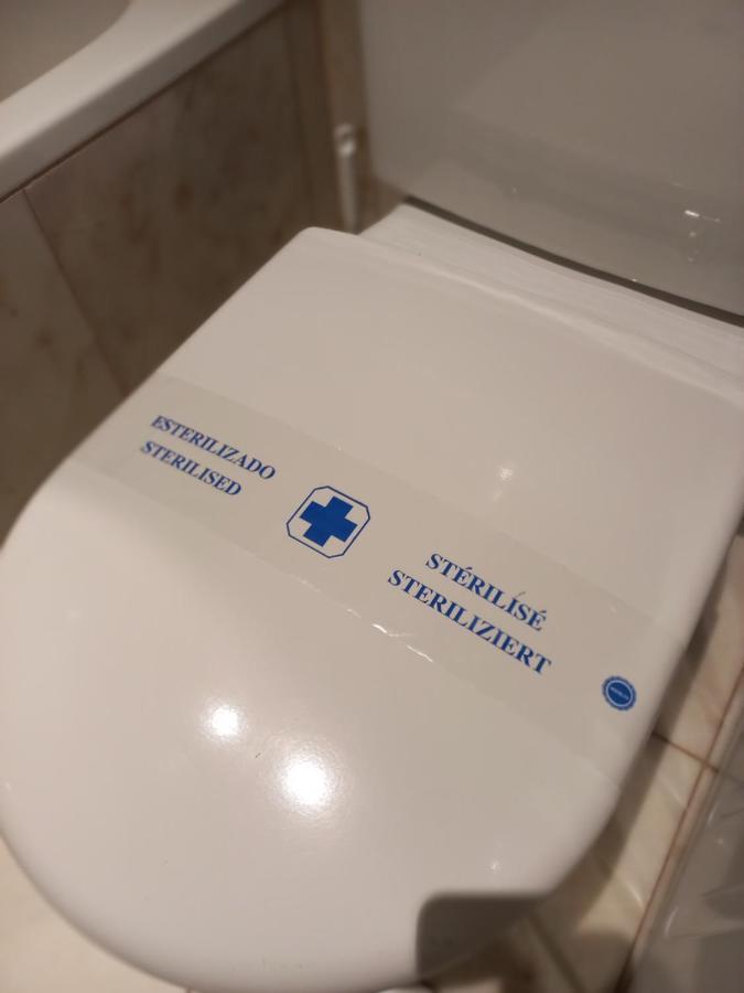 Nuria A Pie De Pistas En Apartamento